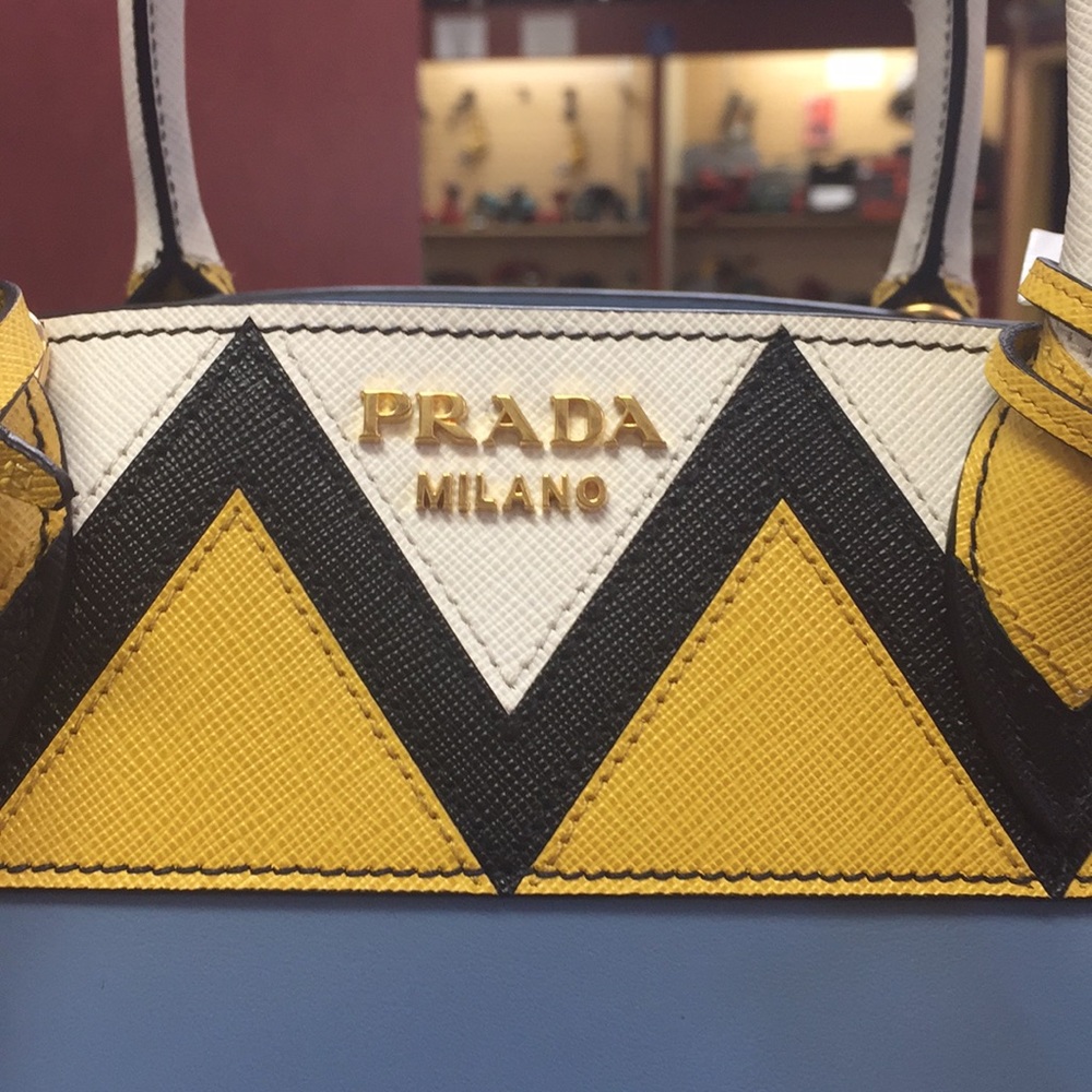 prada blue leather tote bag with shoulder strap - Picture 3 of 4
